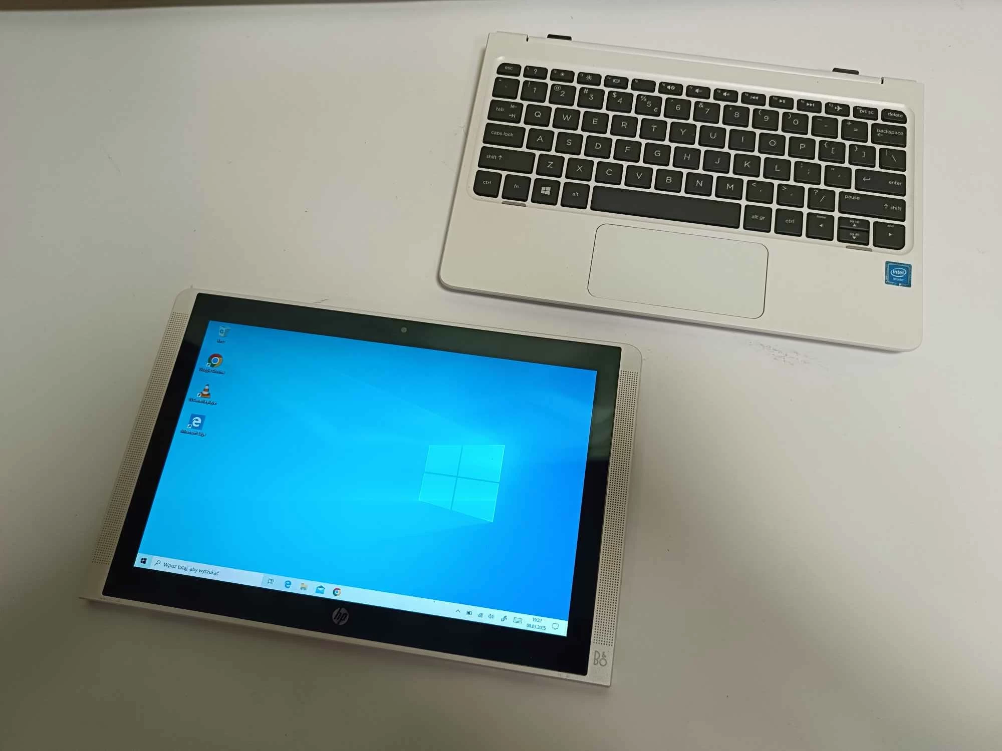 laptop-z-funkcja-tabletu-hp-hq-tre-71025-232-gb-model-hq-tre-71025