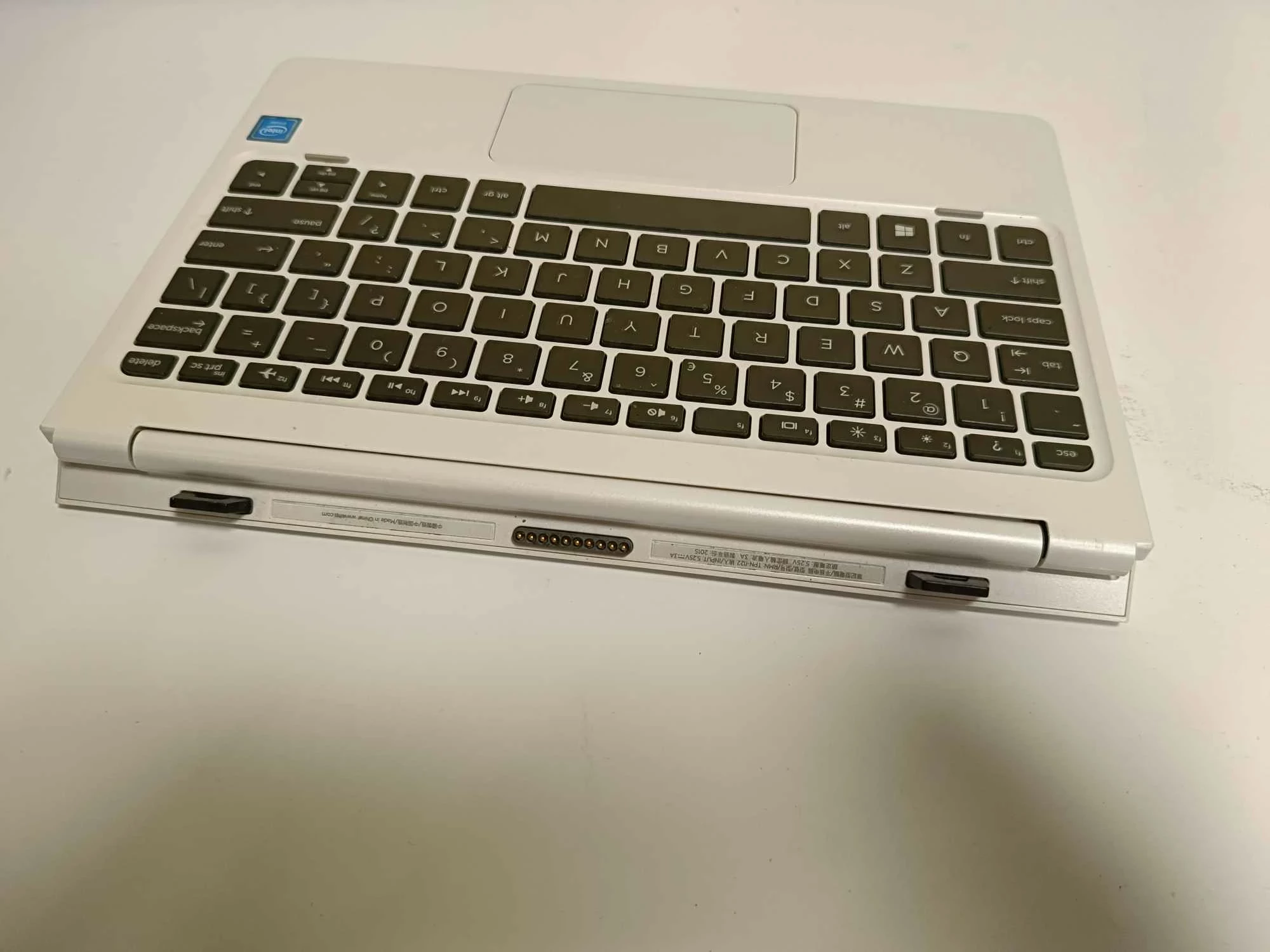 laptop-z-funkcja-tabletu-hp-hq-tre-71025-232-gb-liczba-rdzeni-procesora-4329-2