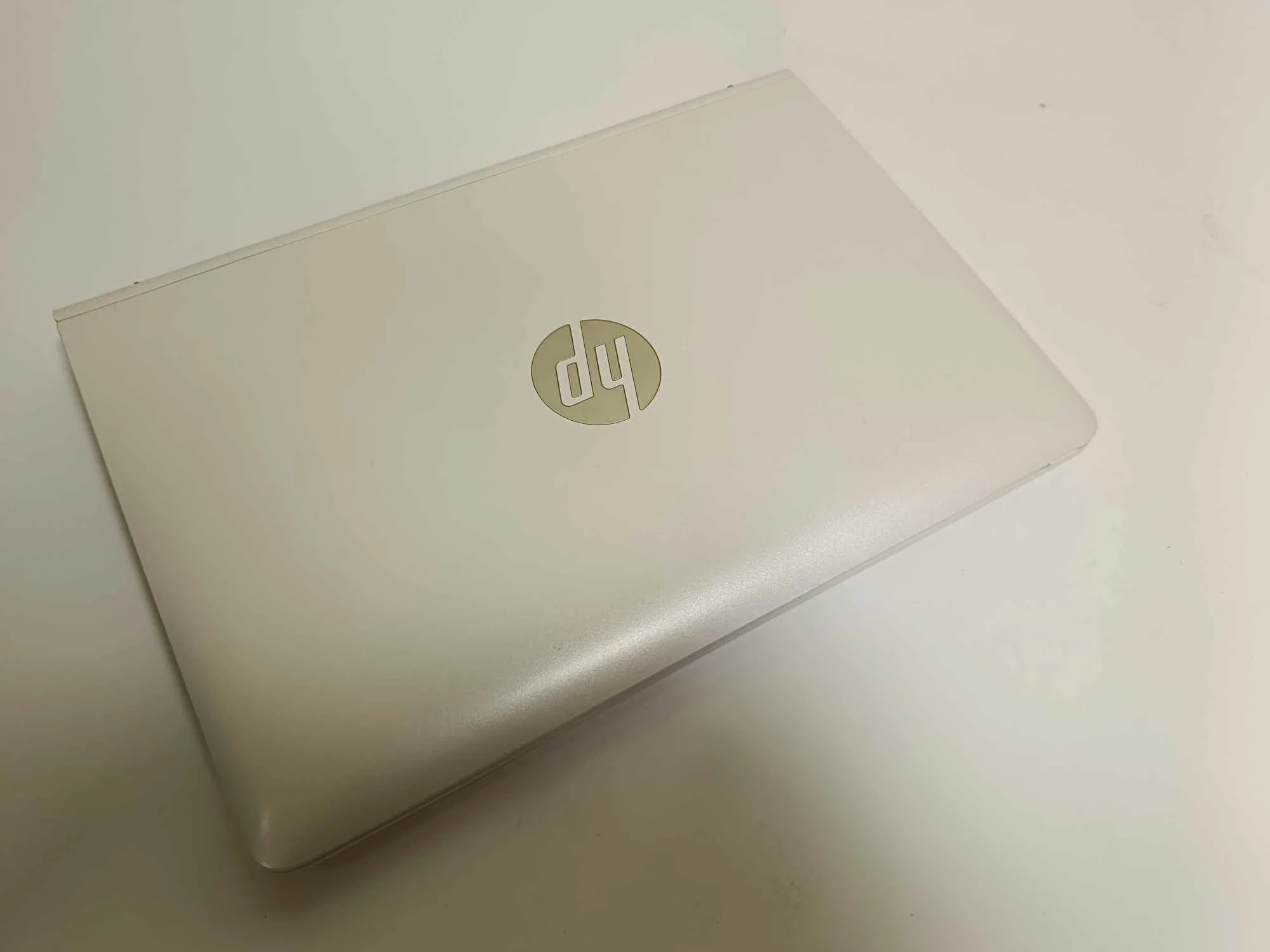 laptop-z-funkcja-tabletu-hp-hq-tre-71025-232-gb-rodzaj-karty-graficznej-1234-1