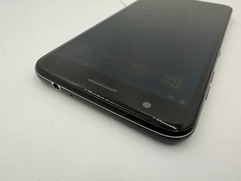 TELEFON LG K11