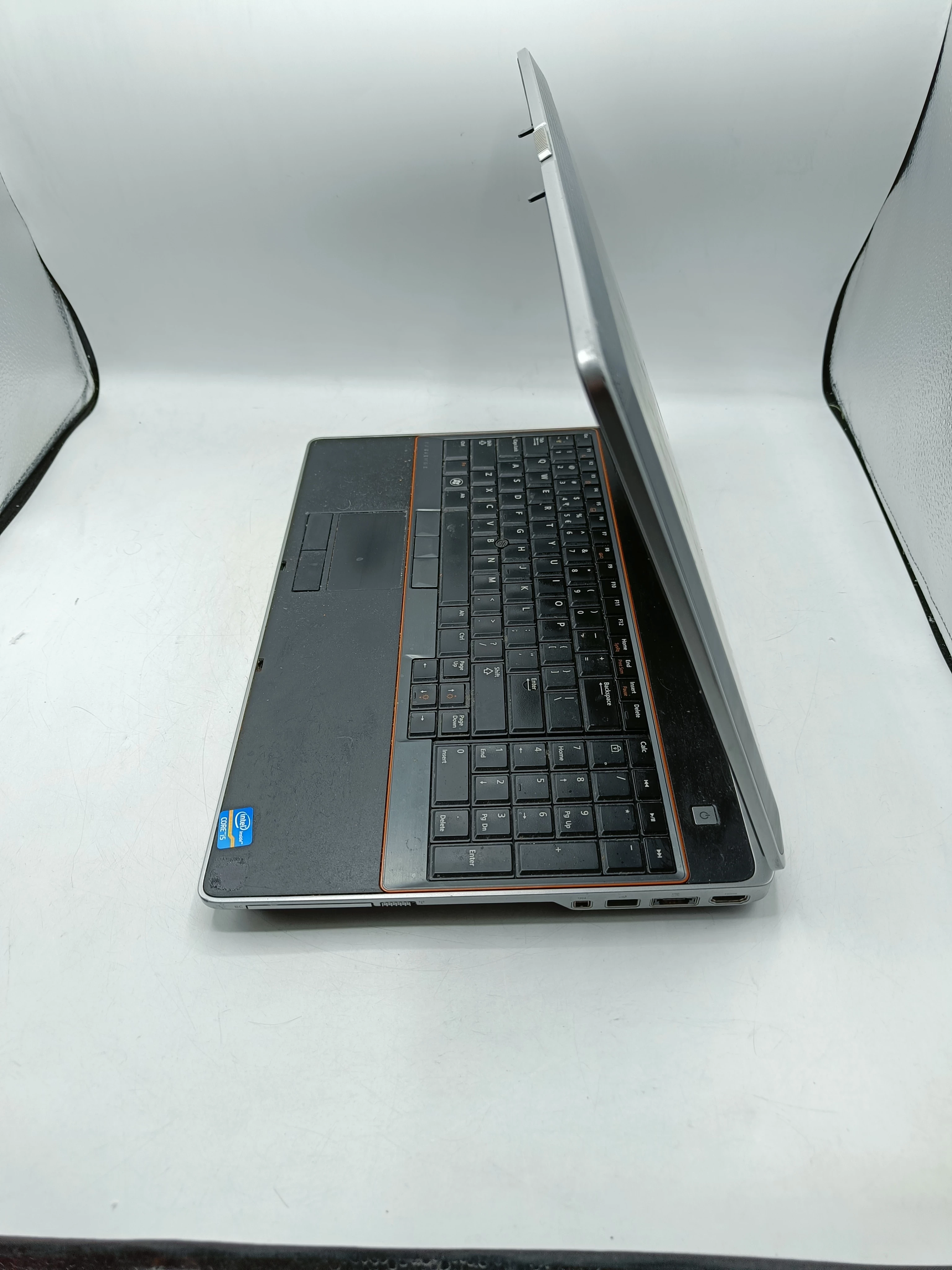 laptop-dell-latitude-e6520-4120gb-i5-win-7-stan-11323-2