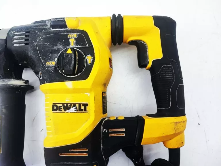 MŁOTOWIERTARKA DEWALT D25333-QS