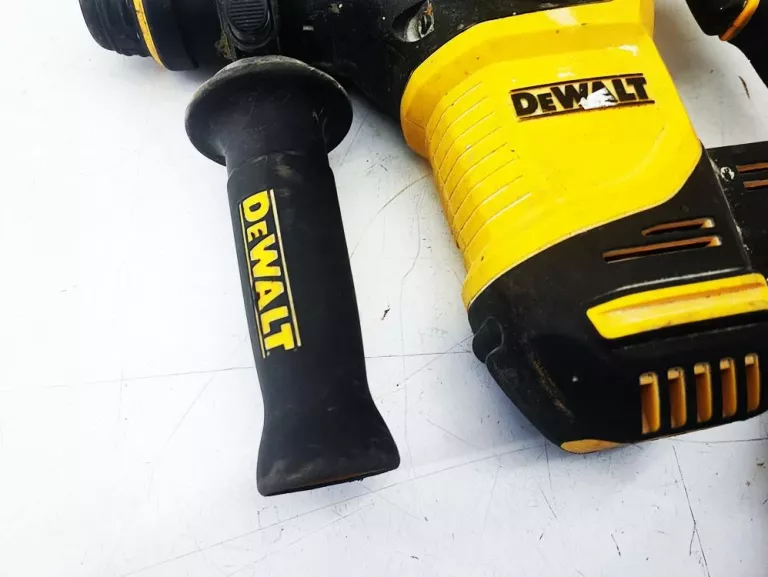 MŁOTOWIERTARKA DEWALT D25333-QS