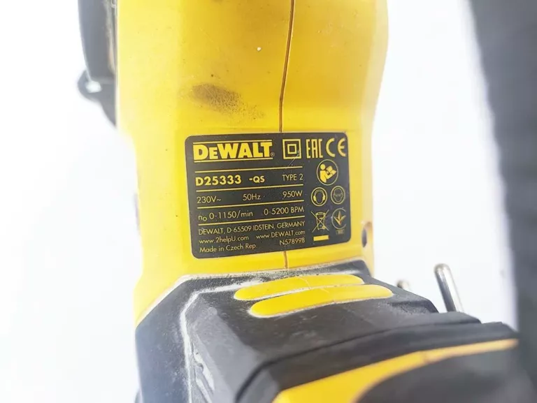 MŁOTOWIERTARKA DEWALT D25333-QS
