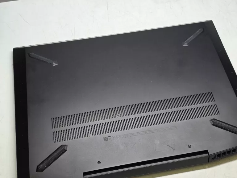 HP PAVILION GAMING 15-CX0049NW I5-8300H 8/512 GB SSD GTX 1050 TI