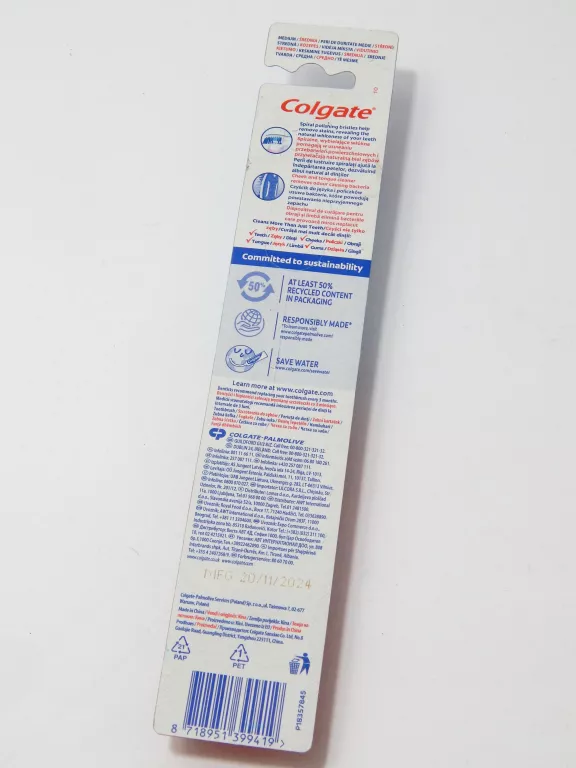 COLGATE ADVANCED WHITE ŚREDNIA ZIELONA