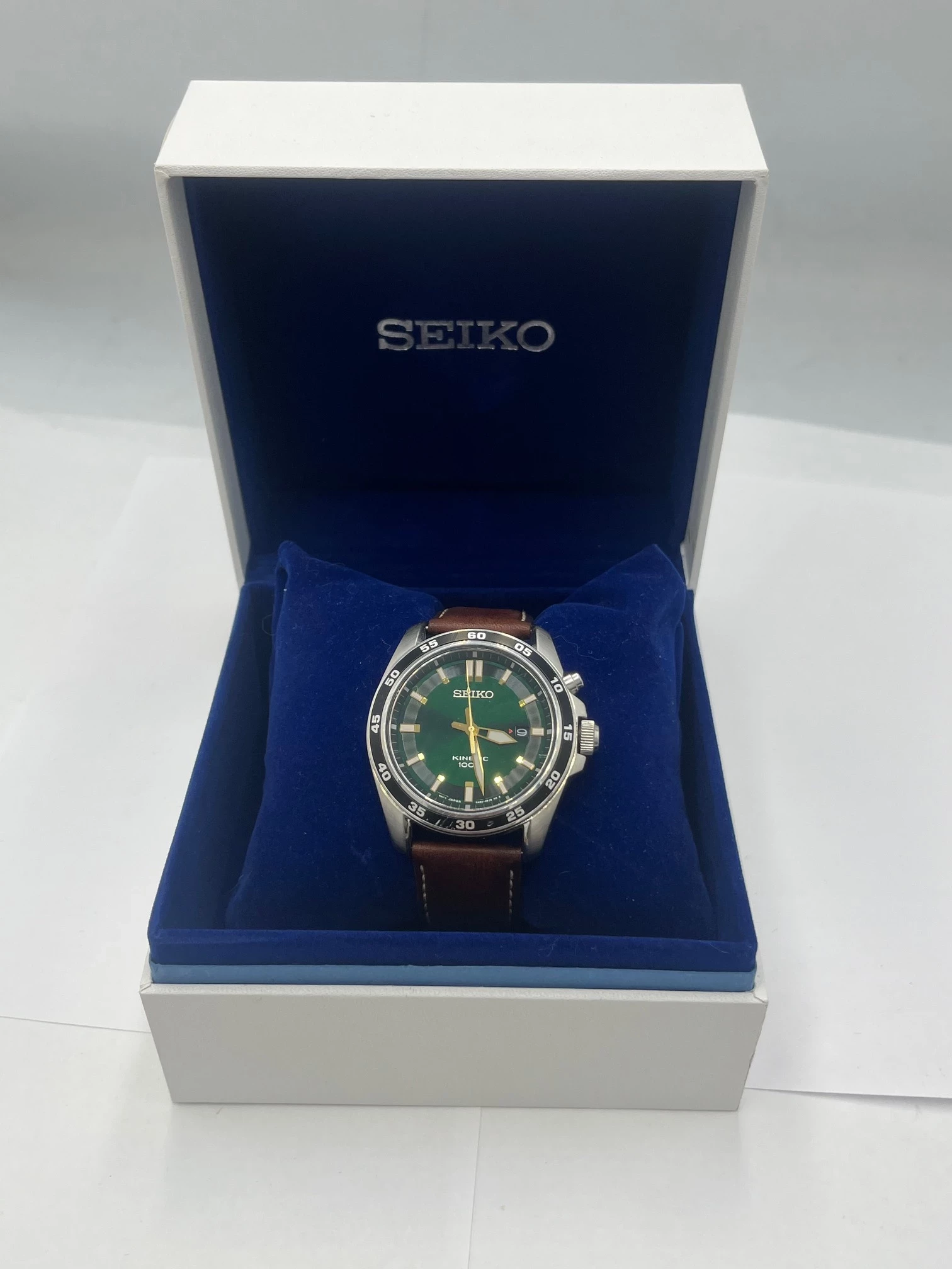 zegarek-seiko-5m81-0be0-mechanizm-kinetyczny-boh-monte-casino-46c-sosnowiec