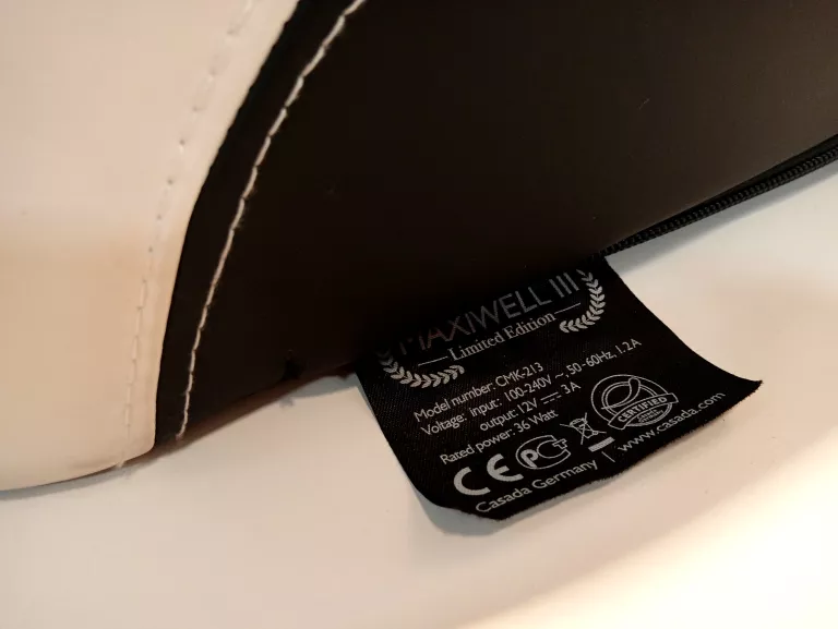 PODUSZKA MASUJĄCA CASADA MAXIWELL III CMK-213