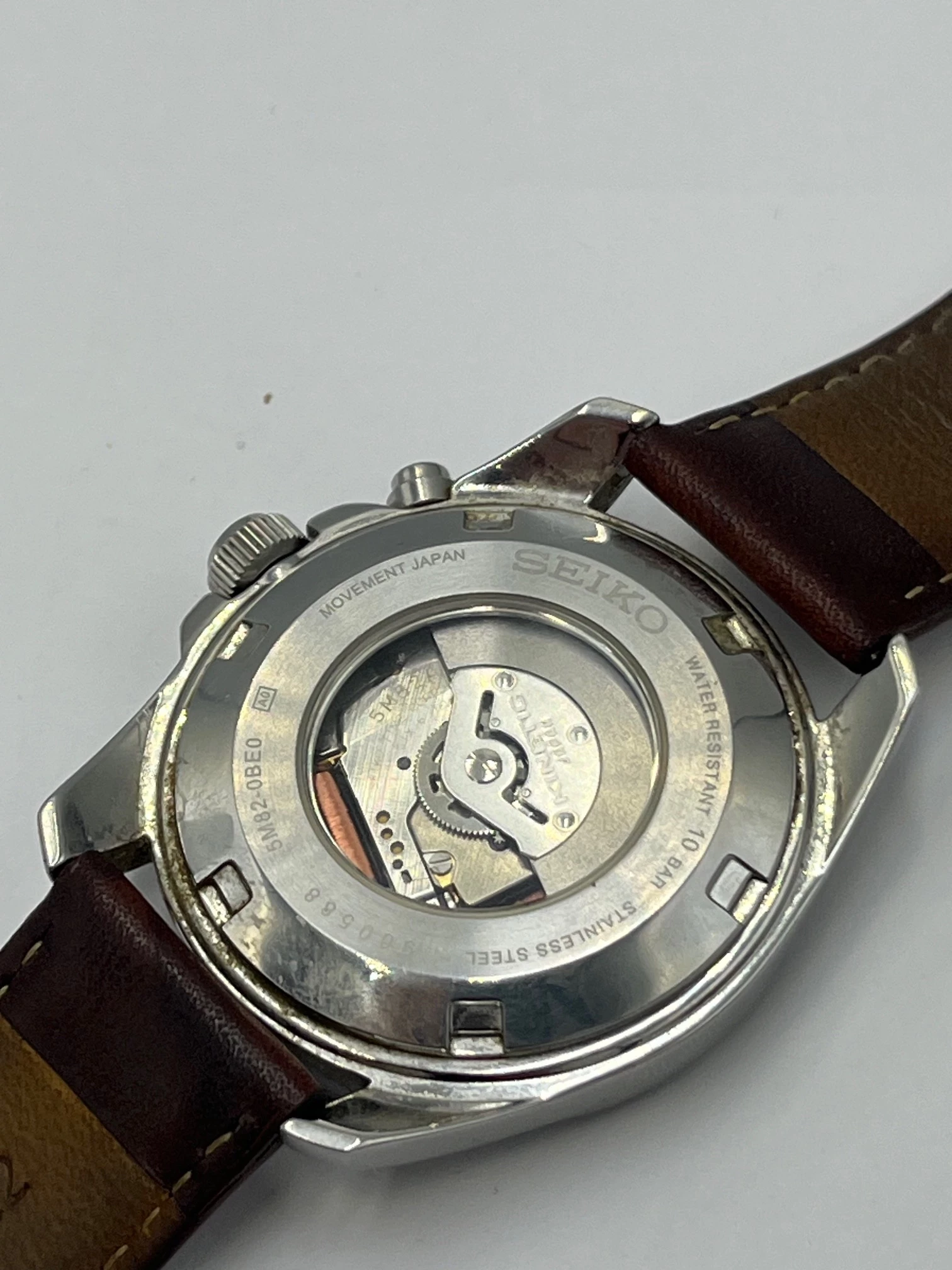 zegarek-seiko-5m81-0be0-mechanizm-kinetyczny-material-paska-129219-6