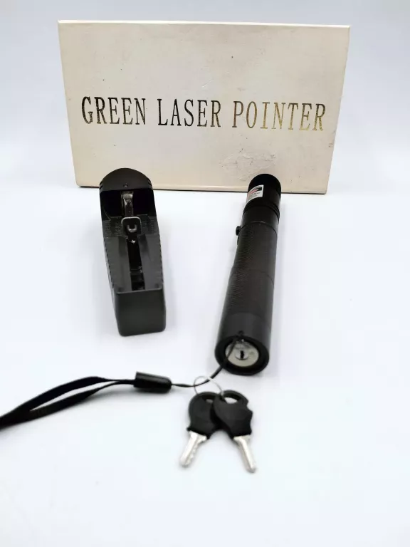 WSKAŹNIK LASEROWY POINTER LASER ZIELONY LED MOCNY DUŻY ZASIĘG KOMPLET