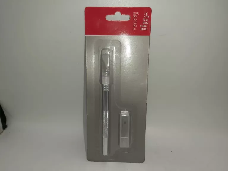 skalpel-tedi-z-zapasowymi-ostrzami-slowackiego-17-katowice