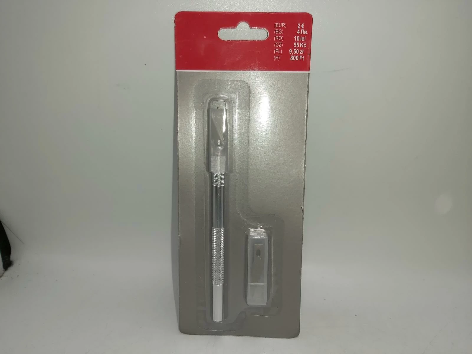 skalpel-tedi-z-zapasowymi-ostrzami-stan-11323-2