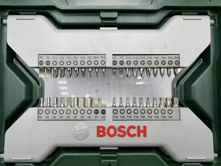 BOSCH WKRĘTAK Z GRZECHOTKĄ Z OSPRZĘTEM X-LINE 65 EL.