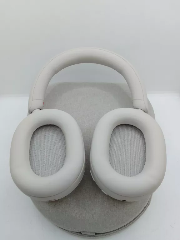 SŁUCHAWKI NAUSZNE SONY WH1000XM5S/FUTERAŁ