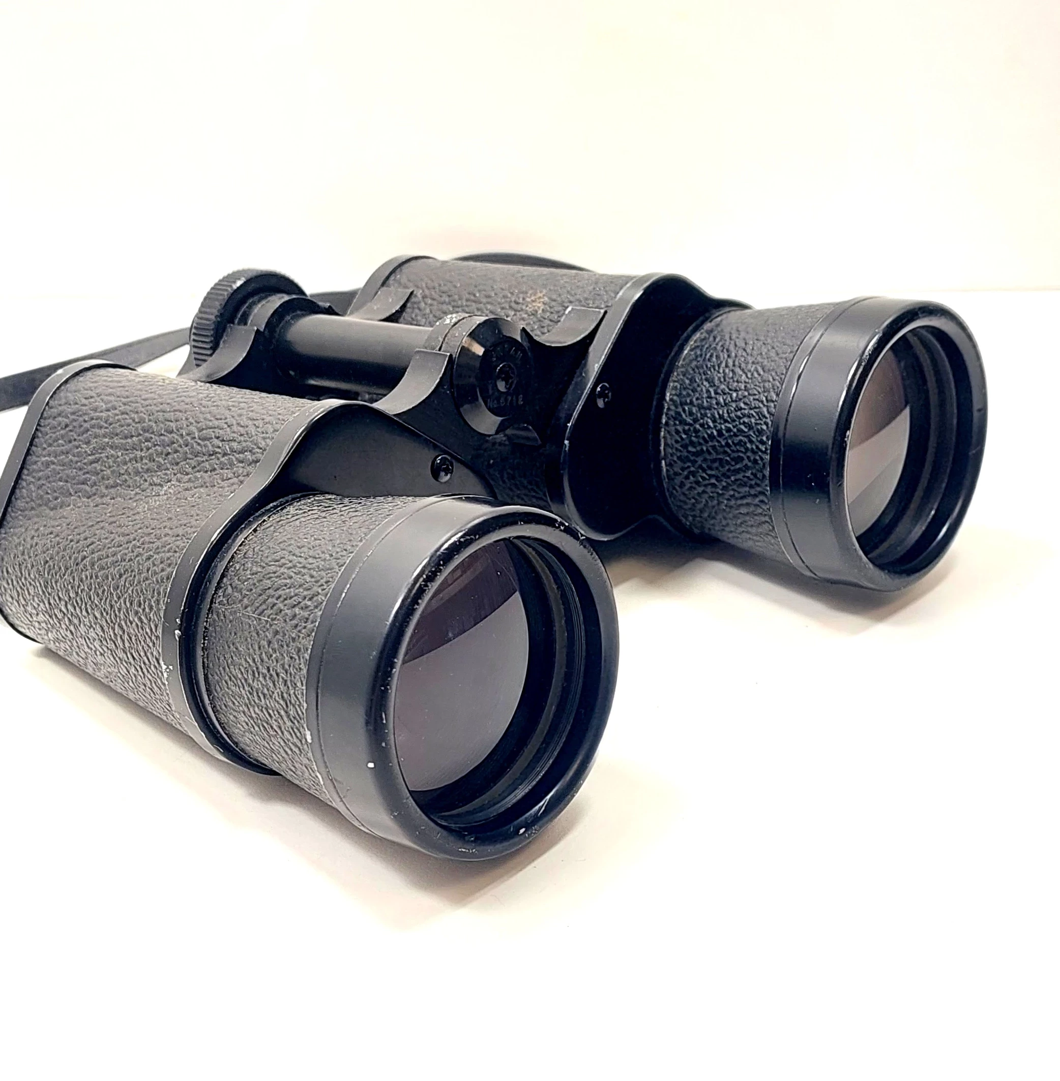 lornetka-zenith-10x50-stan-11323-2