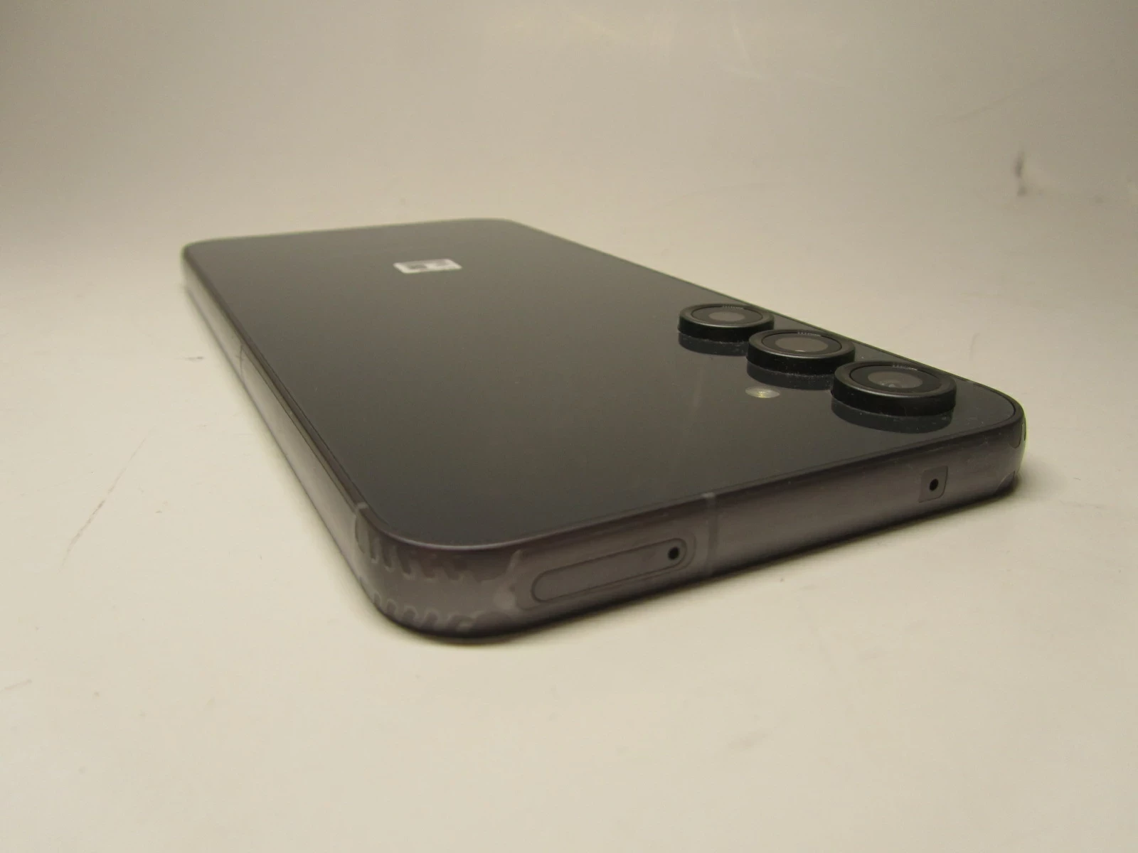 samsung-galaxy-s23-fe-8128-gb-zestaw-stan-11323-2