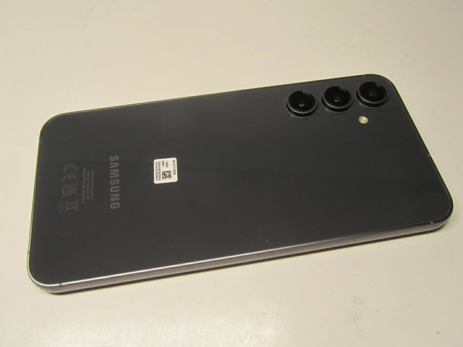 samsung-galaxy-s23-fe-8128-gb-zestaw-pamiec-ram-202865-214113