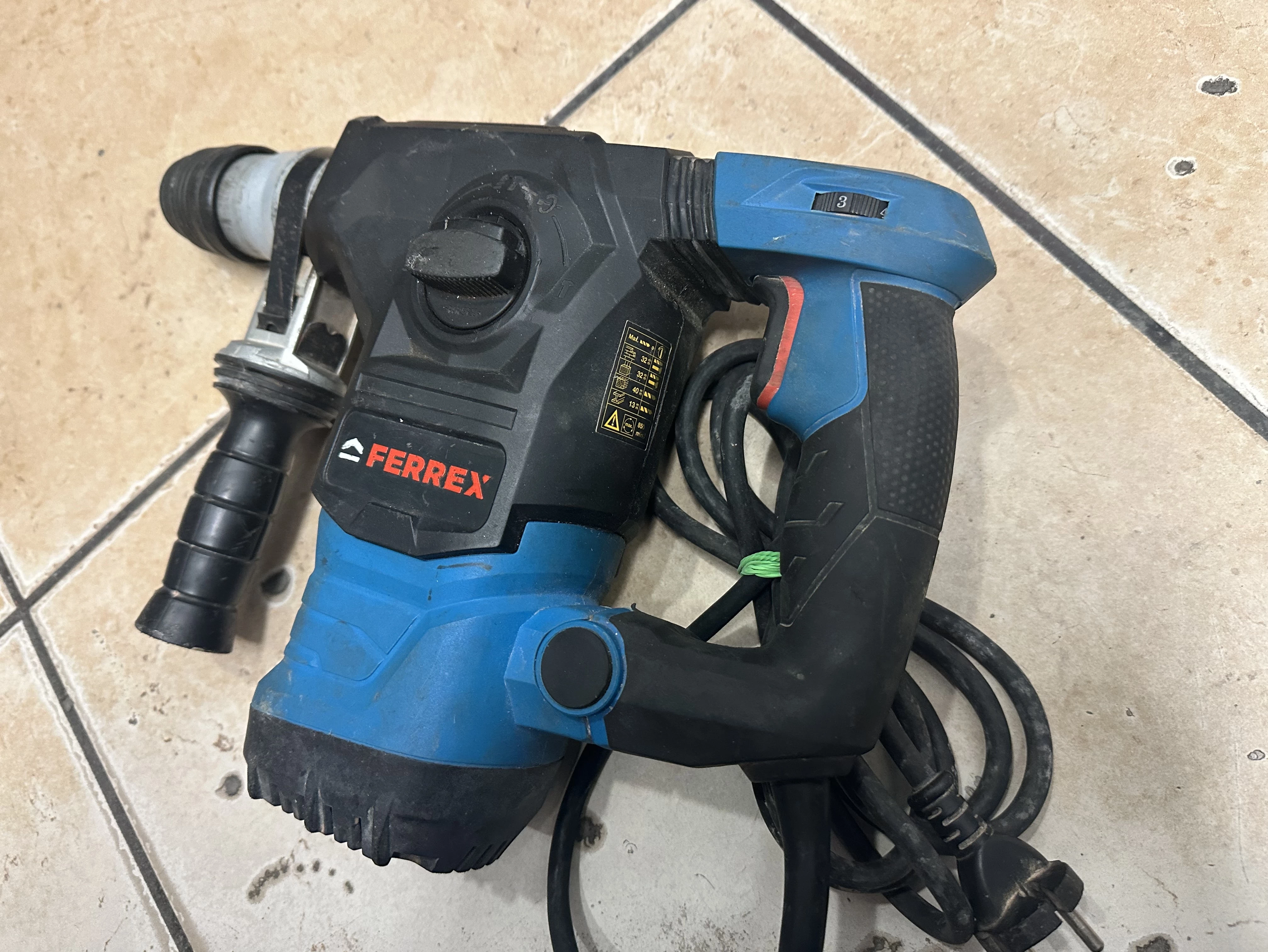 mlotowiertarka-ferrex-fpb-1500-1500w-typ-uchwytu-128474-1