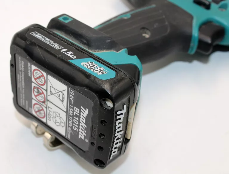 WIERTARKO-WKRĘTARKA AKUMULATOROWA MAKITA DF331D 10,8V