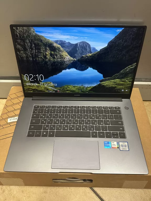 LAPTOP HUAWEI B3-520 I5 8 GB 512GB SSD WIN 10 PRO