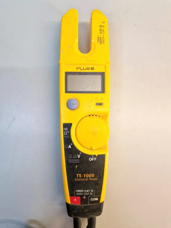 TESTER NAPIĘCIA, PRĄDU I CIĄGŁOŚCI OBWODU FLUKE T5-1000