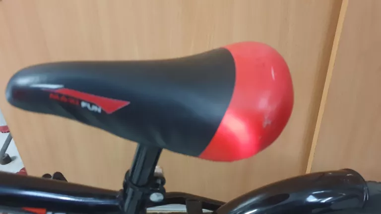 ROWER ROWEREK DLA DZIECI FIRMY HUSAR MAX 16’ + BOCZNE KÓŁKA