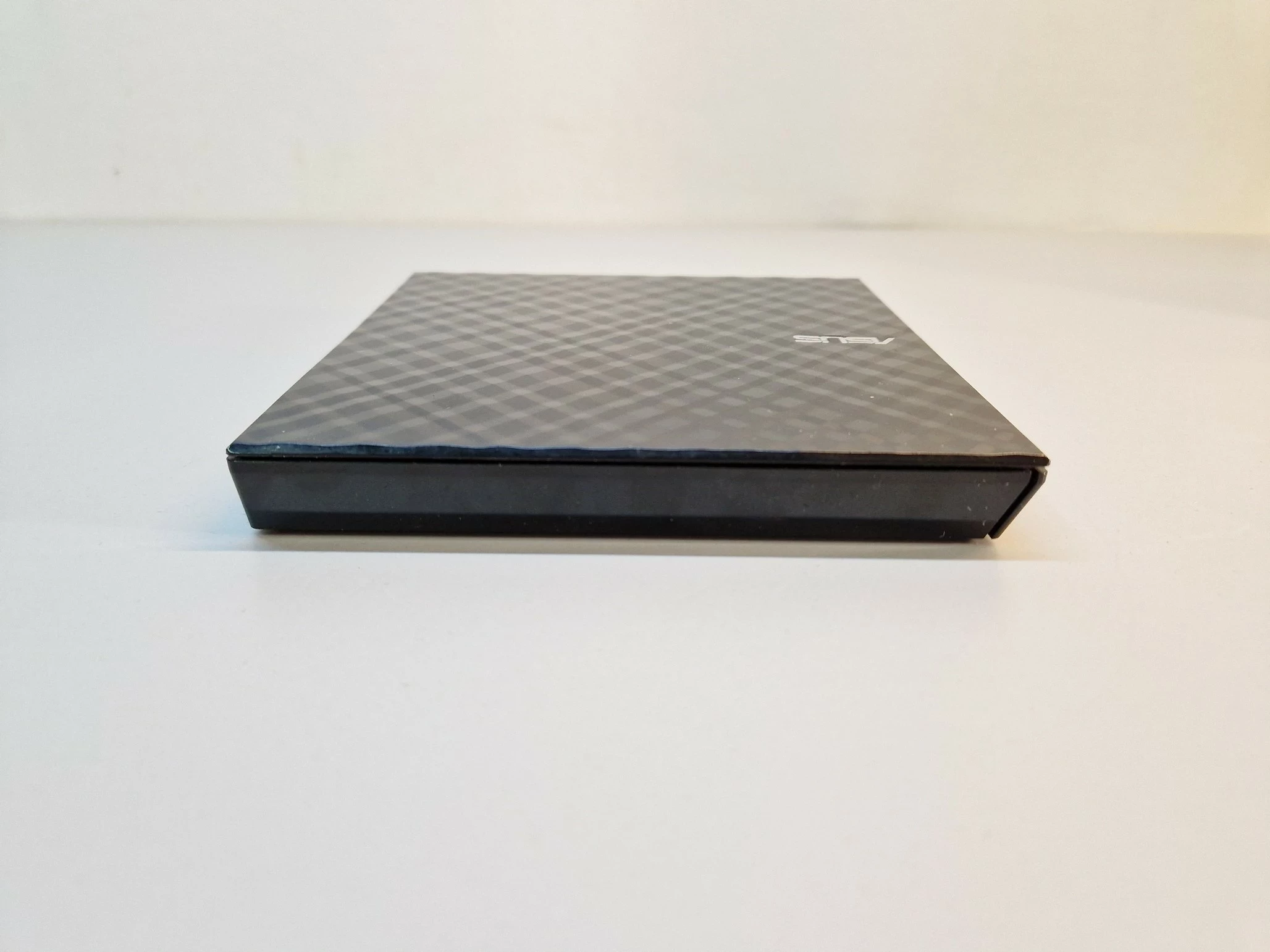 naped-optyczny-asus-sdrw-08d2s-u-lite-typ-napedu-210614-243342