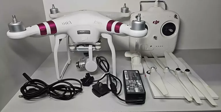 DRON DJI PHANTOM STANDARD 3 + AKCESORIA