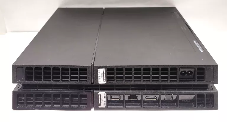 KONSOLA PS4 CUH-1116A 500GB / PAD / ZASILACZ