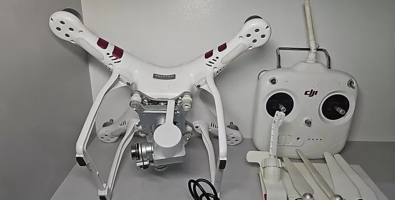 DRON DJI PHANTOM STANDARD 3 + AKCESORIA
