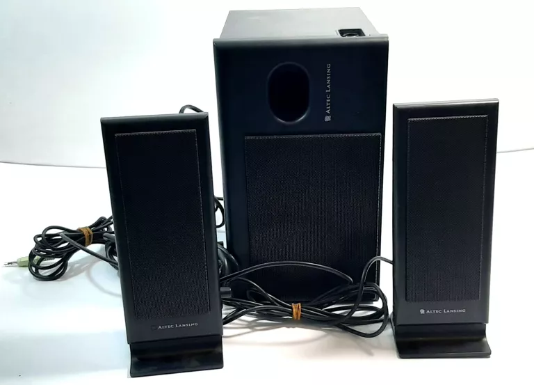 GŁOŚNIKI KOMPUTEROWE ALTEC LANSING + SUBWOOFER - ANGIELSKA WTYCZKA