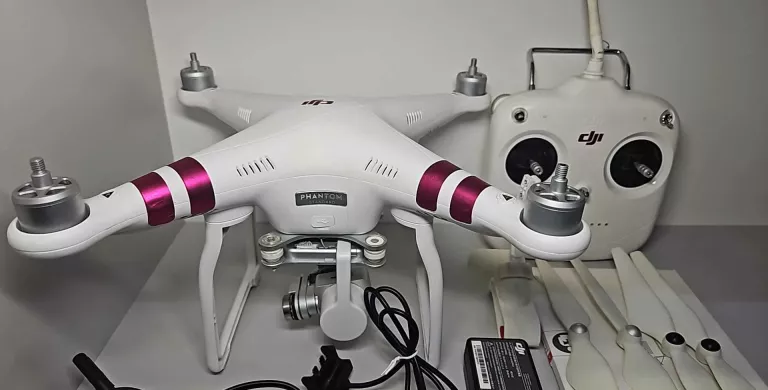 DRON DJI PHANTOM STANDARD 3 + AKCESORIA