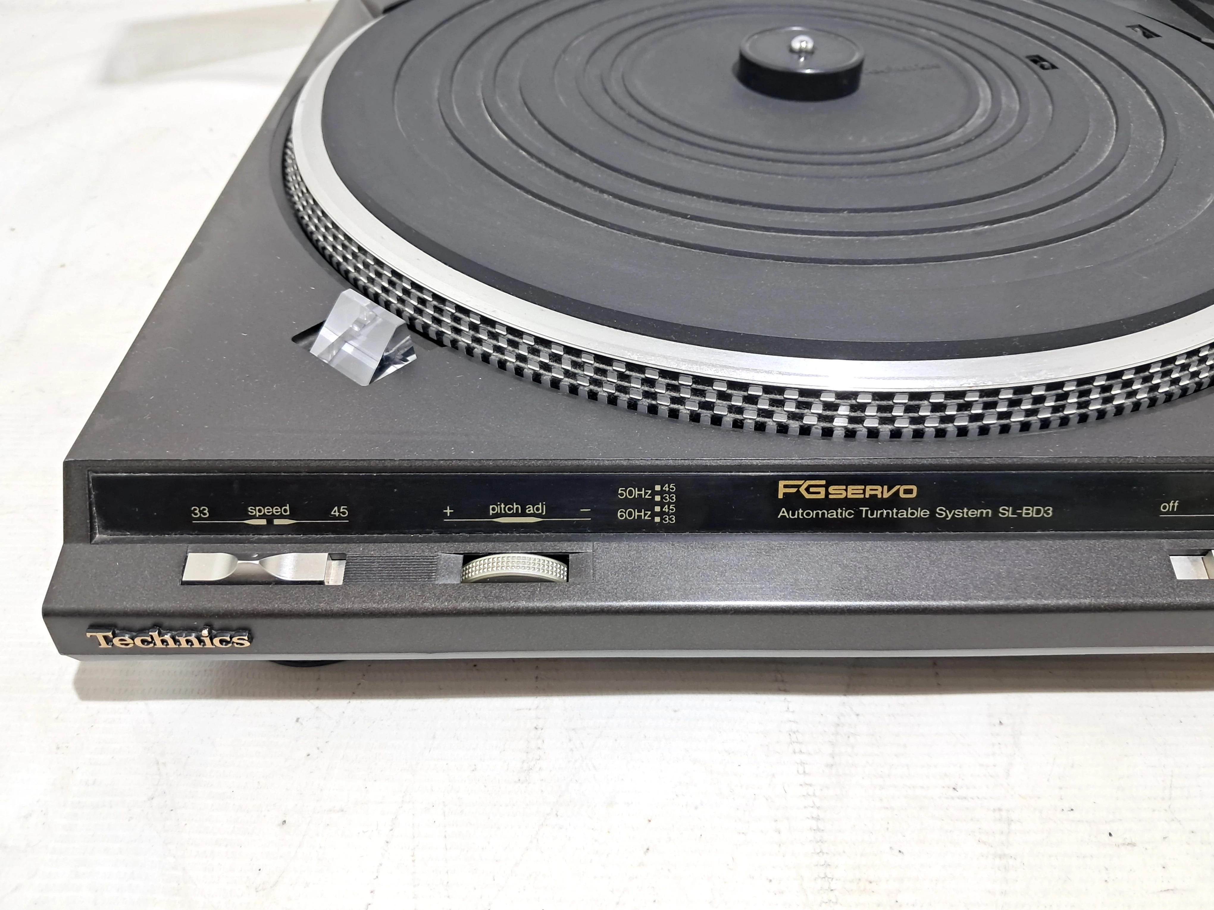 gramofon-technics-sl-bd3-okablowanie-typ-wkladki-212814-1