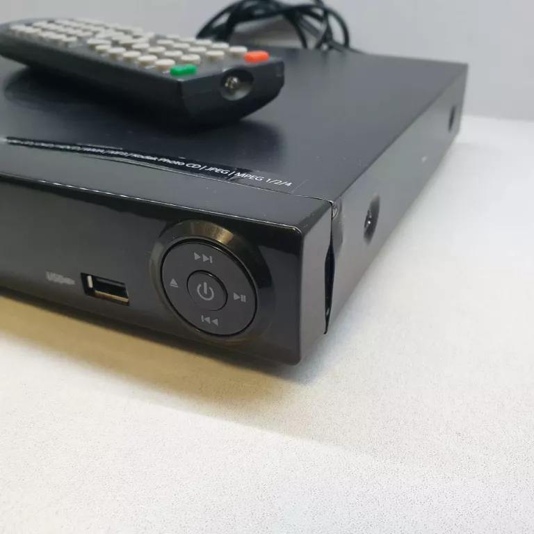 ODTWARZACZ DVD MANTA RTV072 + PILOT