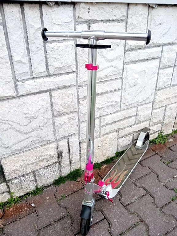 hulajnoga-delta-sport-rozowa-ean-gtin-0744110478723