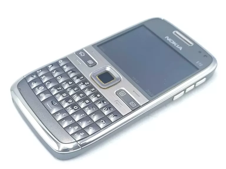 NOKIA E72 SREBRNA 5MPX