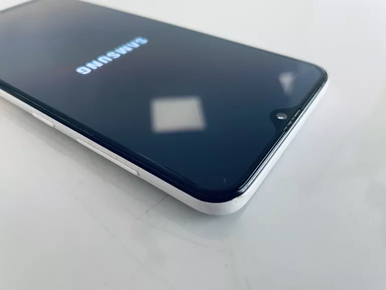 TELEFON SAMSUNG GALAXY A30S 3 GB / 32 GB 4G (LTE) BIAŁY