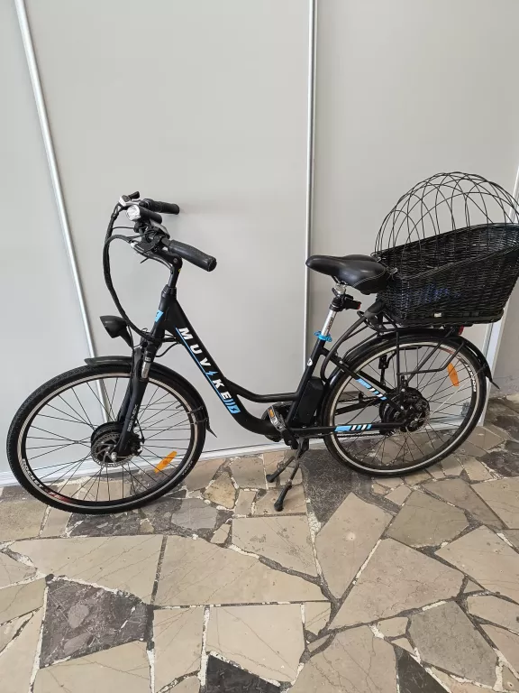 ROWER ELEKTRYCZNY DAMSKI MUVIKE CITY PRO 28' 250W 36V 25KM/H DO 90 KM