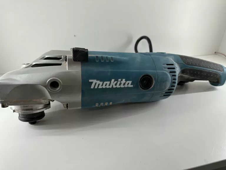 SZLIFIERKA MAKITA GA9020R 230MM 2024R KARTON
