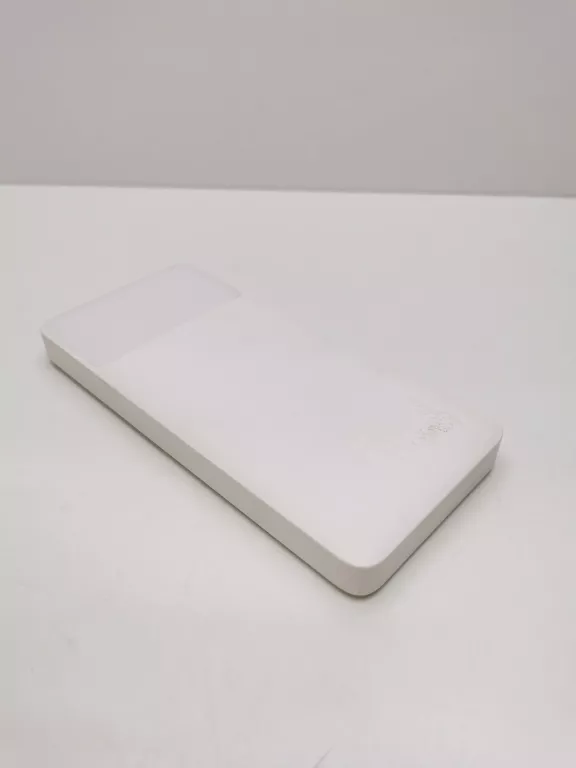 POWERBANK  BIAŁY 10000MAH
