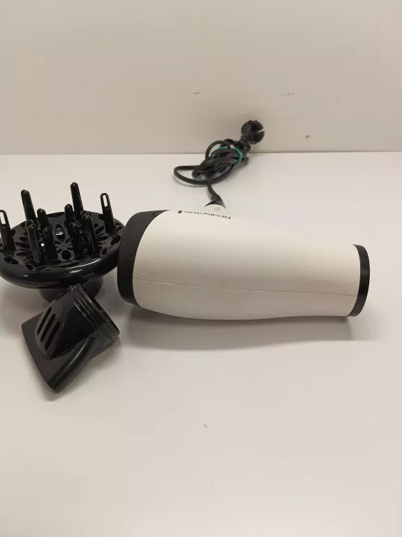 suszarka-do-wlosow-remington-d3015-biala-jonizacja-liczba-predkosci-nadmuchu-2