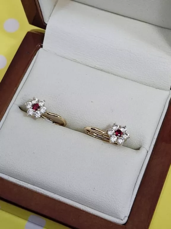 sliczne-zlote-kolczyki-z-czerwonym-oczkiem-585-rodzaj-2205-2