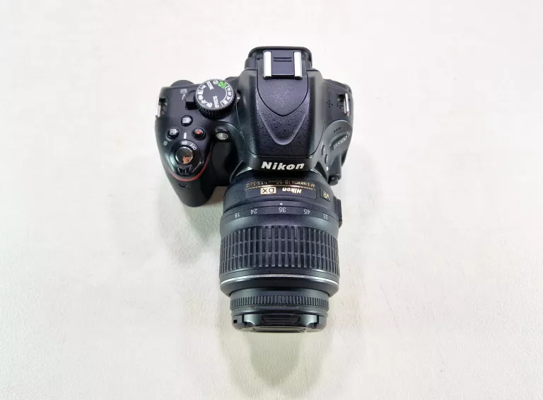 APARAT FOTOGRAFICZNY/LUSTRZANKA NIKON D5100