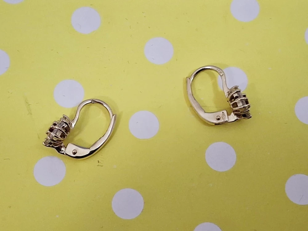 sliczne-zlote-kolczyki-z-czerwonym-oczkiem-585-material-15835-2