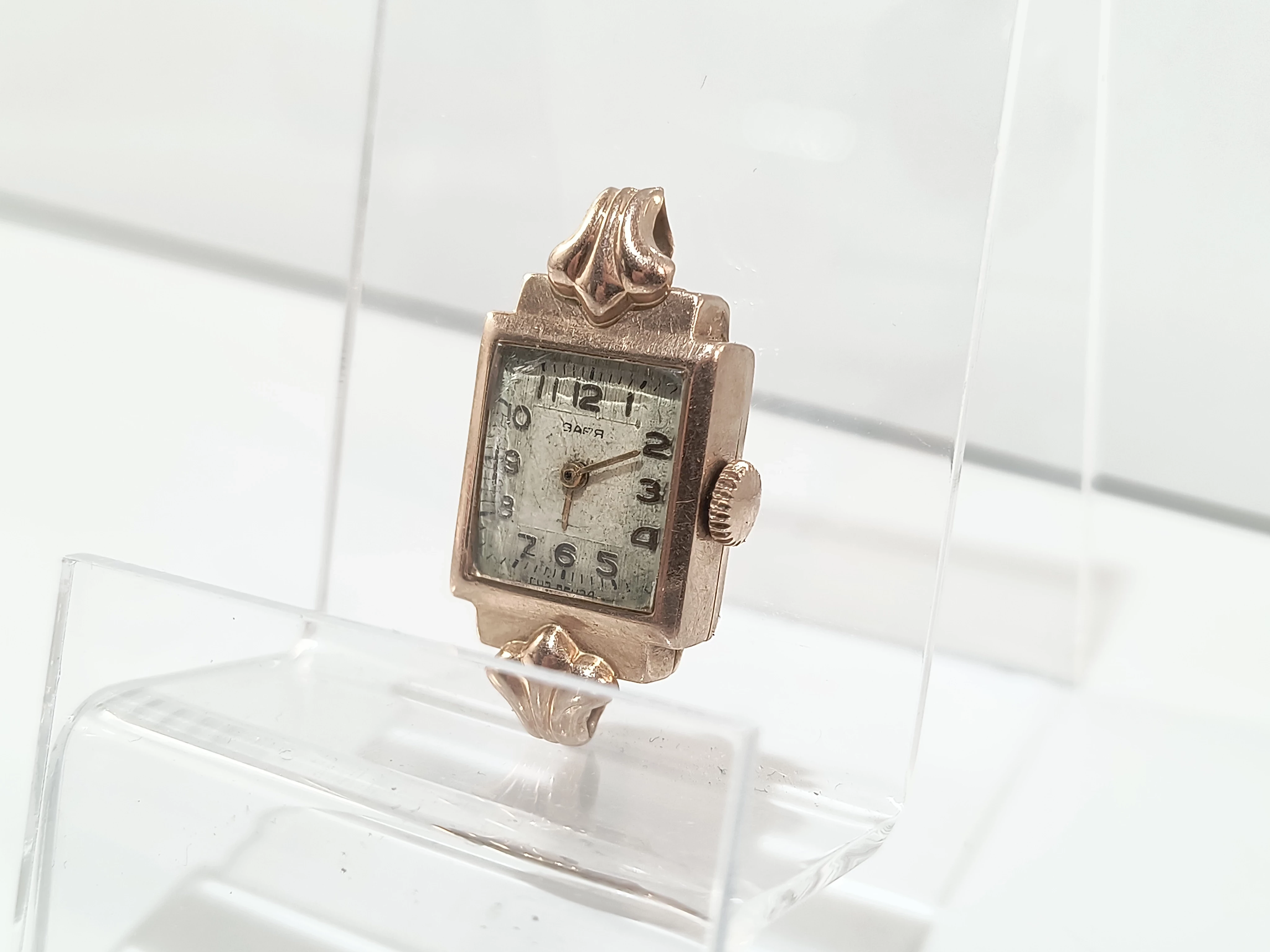 zloty-585-damski-zegarek-zaria-ruski-zssr-1950-stan-11323-2