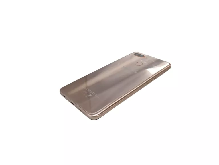 BAJERANCKI TELEFON OPPO AX7
