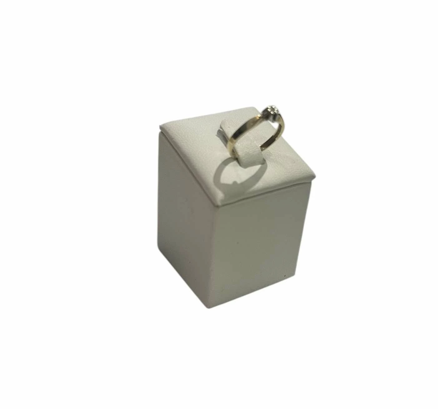 wyrob-jubilerski-uzywany-pierscionek-rodzaj-2205-16