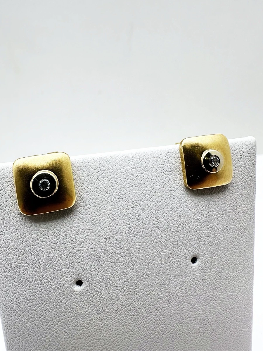 sliczne-kolczyki-waga-226-proba-750-pilsudskiego-86-wroclaw