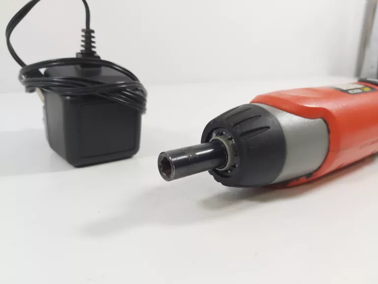 WKRĘTAK BLACK & DECKER KC9036 + ZASILACZ