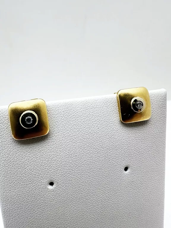 sliczne-kolczyki-waga-226-proba-750-pilsudskiego-86-wroclaw